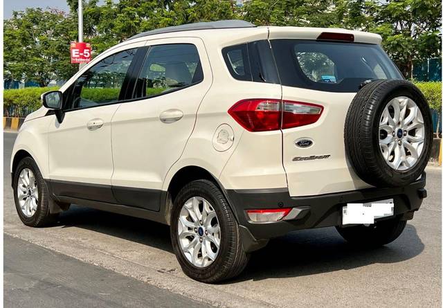 https://images10.gaadi.com/usedcar_image/3688109/original/processed_img2921922__usedcar_whatsappimage2023_10_09at121732_2921922_1700903175.jpeg?imwidth=6401