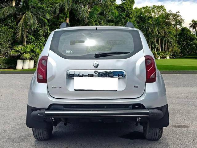 https://images10.gaadi.com/usedcar_image/3688126/original/processed_img2921929__used_car_2921929_1700903692.jpg?imwidth=6402