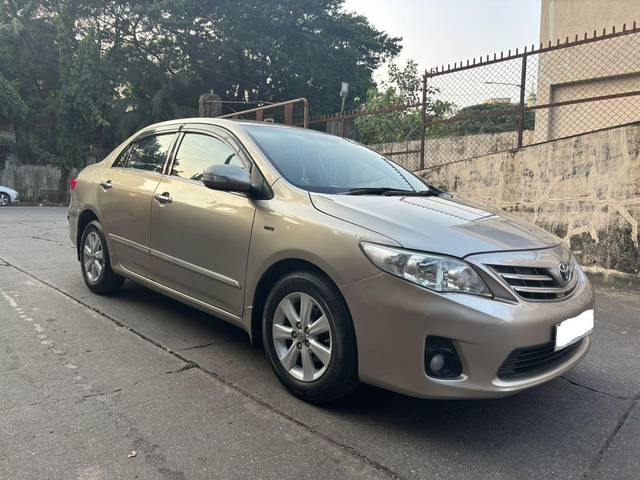 https://images10.gaadi.com/usedcar_image/3688209/original/processed_img2921981__usedcar_2_6241700905730_1700905752.jpg?imwidth=6400