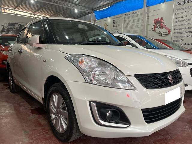 https://images10.gaadi.com/usedcar_image/3688247/original/processed_img2922001__used_car_2922001_1700906813.jpg?imwidth=6401