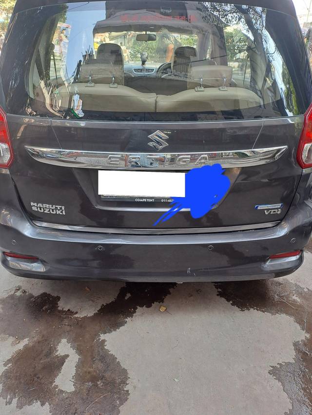 https://images10.gaadi.com/usedcar_image/3688280/original/processed_img2922024__used_car_2922024_1700908027.jpg?imwidth=6401