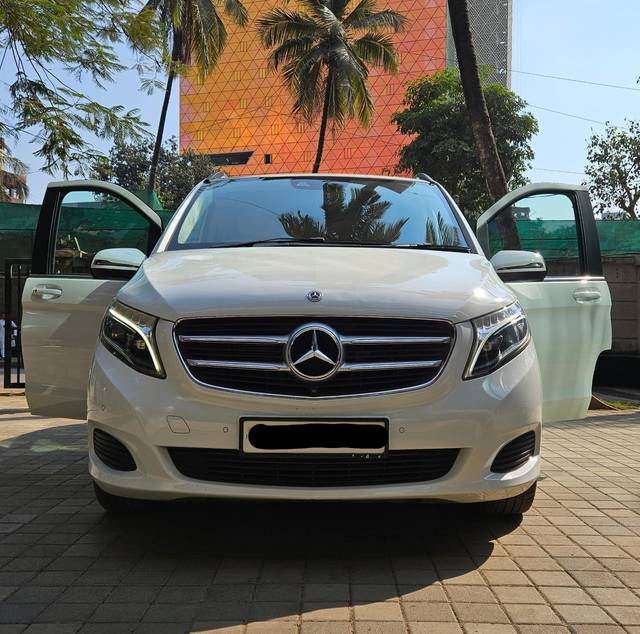 https://images10.gaadi.com/usedcar_image/3688285/original/img2922025__usedcar_1eaf6ff4_6c03_4c02_a443_12d9b911d7a2_5731700907761_1700907772.jpg?imwidth=6400