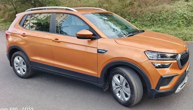 https://images10.gaadi.com/usedcar_image/3688324/original/processed_img2922052__usedcar_whatsappimage2023_11_24at173437_1__116381700908048_1700908125.jpeg?imwidth=6400