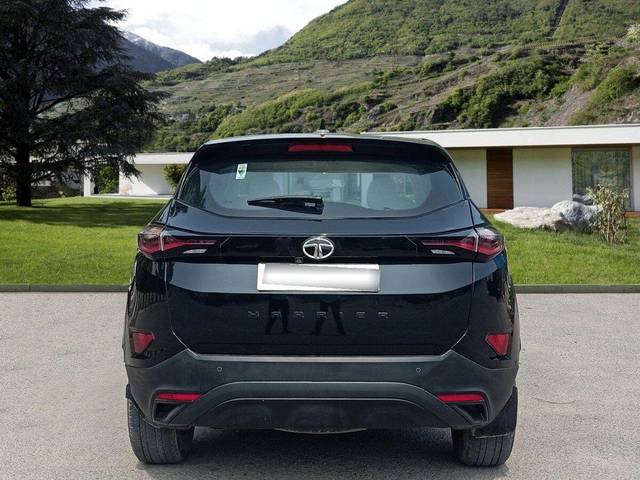 https://images10.gaadi.com/usedcar_image/3688328/original/processed_img2922054__used_car_2922054_1700908660.jpg?imwidth=6402