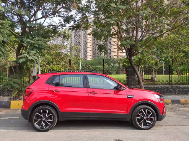 https://images10.gaadi.com/usedcar_image/3688354/original/img2922074__used_car_2922074_1700909693.jpg?imwidth=6401