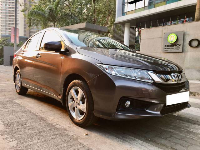 https://images10.gaadi.com/usedcar_image/3688374/original/processed_img2922086__usedcar_1_13771700910059_1700910078.jpeg?imwidth=6400