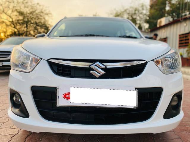 https://images10.gaadi.com/usedcar_image/3688397/original/processed_img2922099__used_car_2922099_1700911162.jpg?imwidth=6402