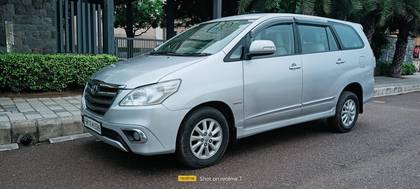 Toyota Innova 2.5 Z Diesel 7 Seater BS IV Toyota Innova 2.5 Z Diesel 7 Seater BS IV