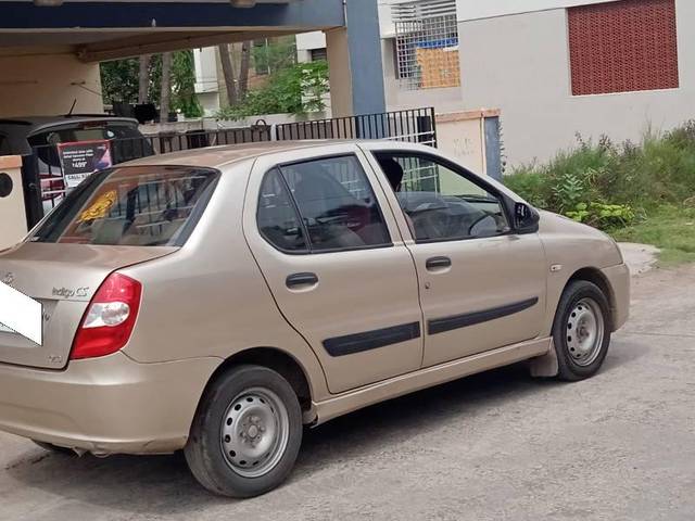 https://images10.gaadi.com/usedcar_image/3688467/original/processed_74641eac-4744-4732-a965-8d7c28e678b6.jpg?imwidth=6401