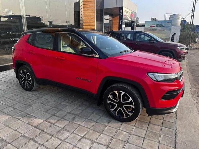 https://images10.gaadi.com/usedcar_image/3688485/original/processed_48739230-c532-4287-a3ae-ee0bca1633b5.jpeg?imwidth=6400