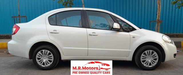 https://images10.gaadi.com/usedcar_image/3688624/original/processed_img2922239__used_car_2922239_1700918244.jpg?imwidth=6401