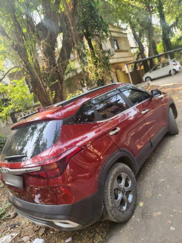https://images10.gaadi.com/usedcar_image/3688635/original/processed_fe13e124-09d7-433d-94ae-92c652ede597.jpg?imwidth=6402