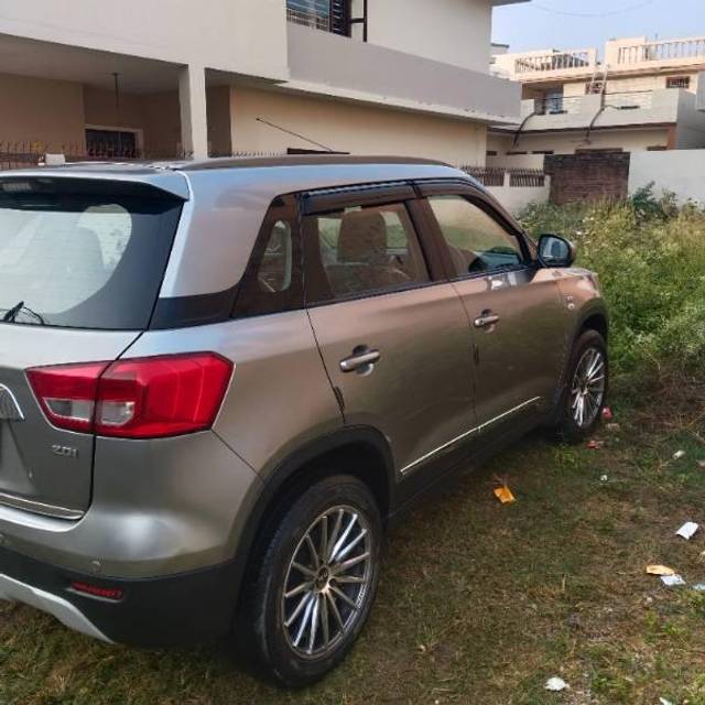 https://images10.gaadi.com/usedcar_image/3688660/original/processed_db1c4164-5dd9-426b-a2b7-01d256a2e9d6.jpg?imwidth=6401