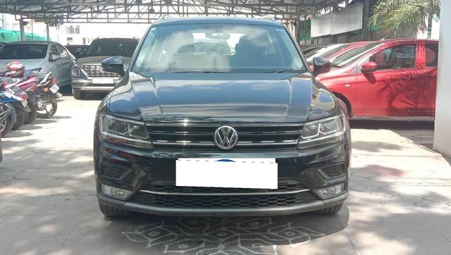 https://images10.gaadi.com/usedcar_image/3688708/original/processed_img2922264__usedcar_2_5701700922092_1700922101.jpeg?imwidth=6402