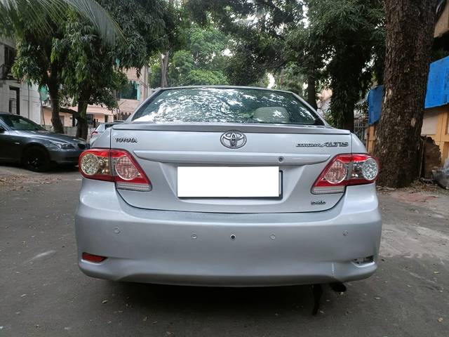 https://images10.gaadi.com/usedcar_image/3688723/original/processed_img2922268__usedcar_8_2922268_1700981913.jpeg?imwidth=6402