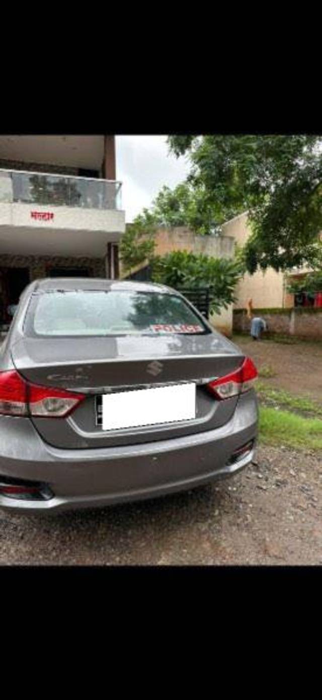 https://images10.gaadi.com/usedcar_image/3688793/original/processed_1c8df257-27f3-4add-8371-de77830d8dbf.jpeg?imwidth=6401