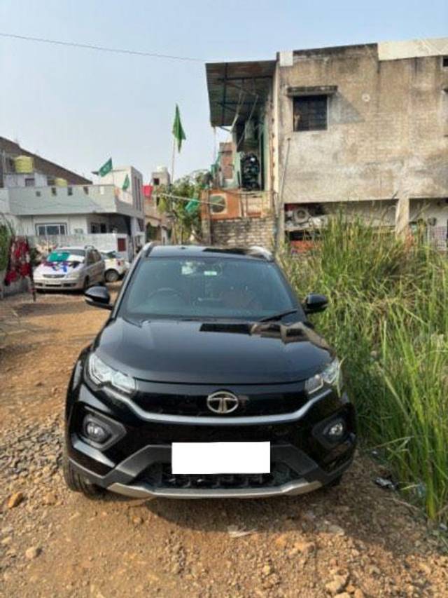 https://images10.gaadi.com/usedcar_image/3688814/original/processed_12ad715e-3bc0-4b14-b9a1-b8fcb98f3ab9.jpeg?imwidth=6402