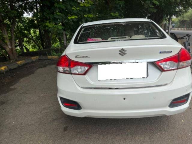 https://images10.gaadi.com/usedcar_image/3688857/original/processed_2e4db9d1-2cf4-43dd-b8dc-caa504f945f4.jpeg?imwidth=6401