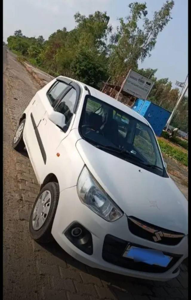https://images10.gaadi.com/usedcar_image/3688959/original/processed_0219b334-6f85-47a2-8c8f-759588447441.jpg?imwidth=6402