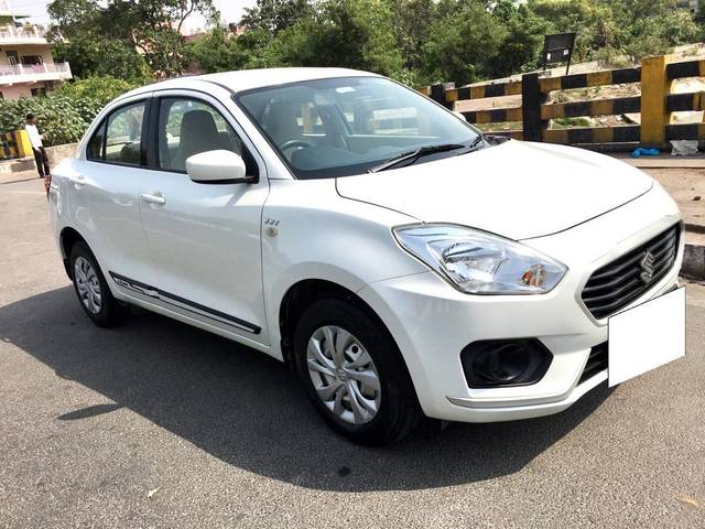 https://images10.gaadi.com/usedcar_image/3689069/original/processed_img2922324__usedcar_b_40521700965347_1700965365.jpg?imwidth=6400
