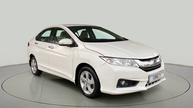 https://images10.gaadi.com/usedcar_image/3689188/original/slot__1-7-Exterior-14438312706-7c6ef8a41de7486bb1a639be5a507323-Exterior-7.jpg?imwidth=6400
