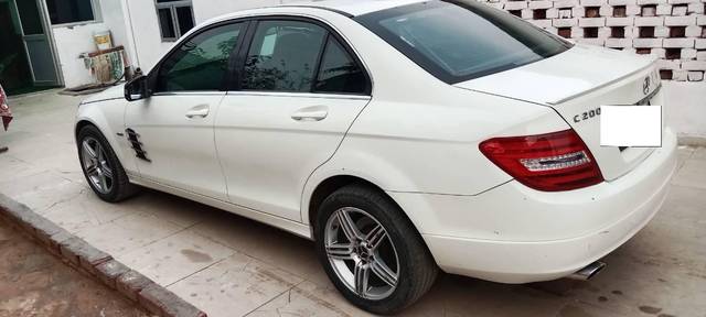 https://images10.gaadi.com/usedcar_image/3689251/original/processed_4fa9cc9e-590d-4855-8189-3b70a6ddd59d.jpg?imwidth=6402