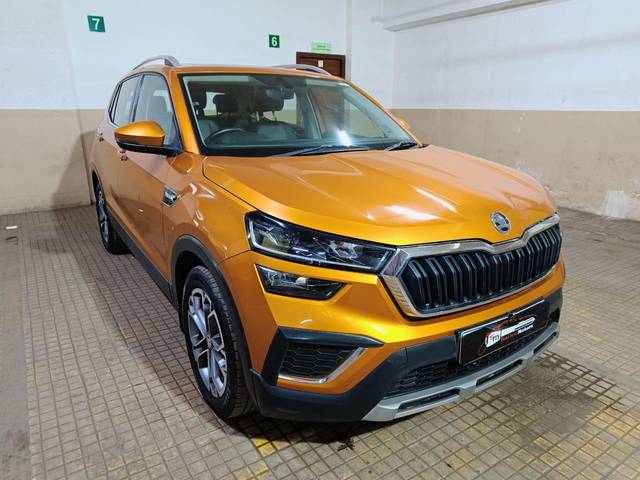 https://images10.gaadi.com/usedcar_image/3689311/original/processed_img2922396__usedcar_img_20231001_wa0072_27821700979665_1700979754.jpg?imwidth=6400