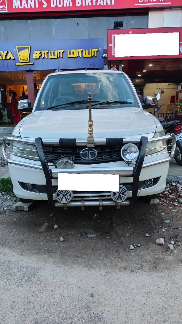 https://images10.gaadi.com/usedcar_image/3689365/original/processed_img2922429__used_car_2922429_1701171152.jpg?imwidth=6400