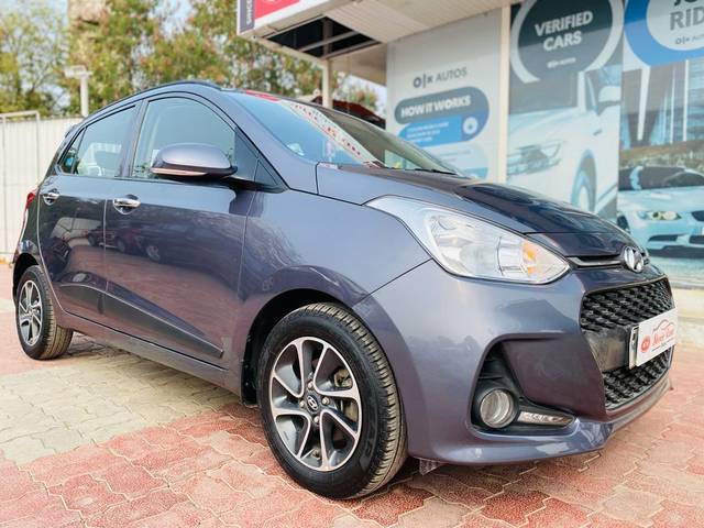 https://images10.gaadi.com/usedcar_image/3689376/original/processed_img2922438__used_car_2922438_1700982168.jpg?imwidth=6400