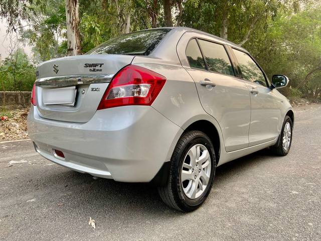 https://images10.gaadi.com/usedcar_image/3689390/original/processed_img2922441__used_car_2922441_1700982542.jpg?imwidth=6402
