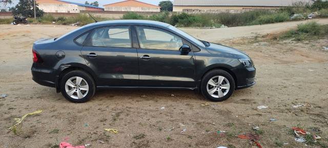 https://images10.gaadi.com/usedcar_image/3689461/original/img2922478__used_car_2922478_1700984386.jpg?imwidth=6401