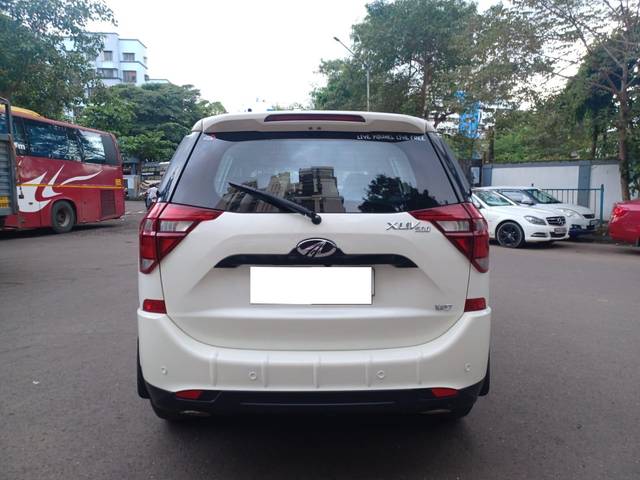 https://images10.gaadi.com/usedcar_image/3689463/original/processed_img2922480__usedcar_9bbc9f41_8ef9_4ab5_81d5_f4b0e089b994_1541700984211_1700984265.jpg?imwidth=6402