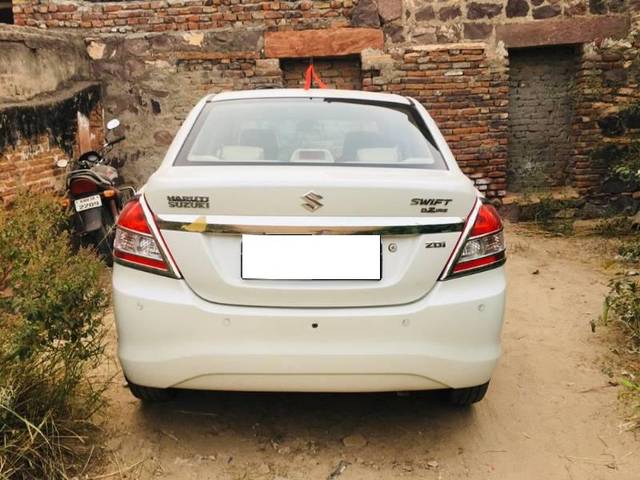 https://images10.gaadi.com/usedcar_image/3689464/original/processed_1f6e1e34-9b40-42f6-9c24-bddd70ad22a6.jpg?imwidth=6401