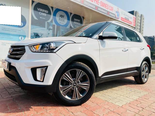 https://images10.gaadi.com/usedcar_image/3689478/original/processed_img2922484__used_car_2922484_1700985316.jpg?imwidth=6400