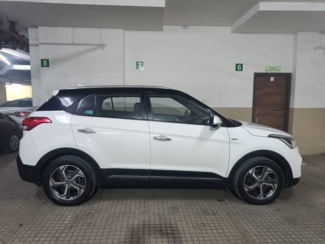 https://images10.gaadi.com/usedcar_image/3689497/original/processed_img2922487__usedcar_img_20231005_wa0010_27821700985776_1700985905.jpg?imwidth=6401