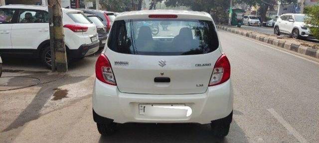 https://images10.gaadi.com/usedcar_image/3689505/original/processed_img2922489__used_car_2922489_1700986459.jpg?imwidth=6401
