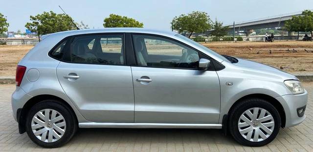 https://images10.gaadi.com/usedcar_image/3689574/original/img2922516__usedcar_img_20231130_wa0023_2922516_1701344706.jpg?imwidth=6401