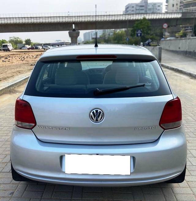 https://images10.gaadi.com/usedcar_image/3689574/original/processed_img2922516__usedcar_img_20231130_wa0020_2922516_1701344706.jpg?imwidth=6402
