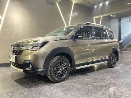 Maruti XL6 Alpha Maruti XL6 Alpha