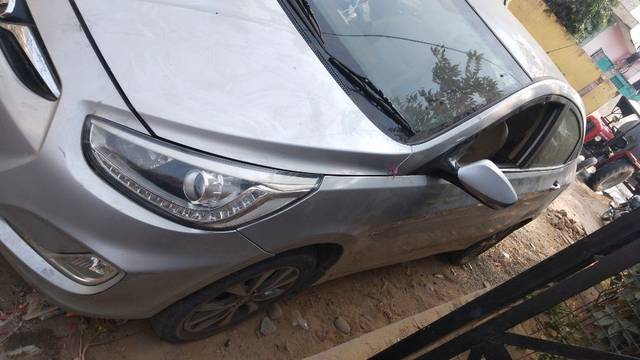 https://images10.gaadi.com/usedcar_image/3689726/original/19__VCC_IMG_1700383249623_1821102_95_1700383300.jpg?imwidth=6401