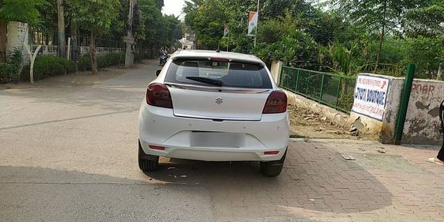 https://images10.gaadi.com/usedcar_image/3689739/original/19__VCC_1821073_96_1700383217.jpg?imwidth=6402