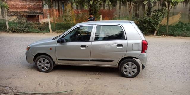 https://images10.gaadi.com/usedcar_image/3689842/original/19__VCC_IMG_1700388922648_1821146_95_1700389372.jpg?imwidth=6402