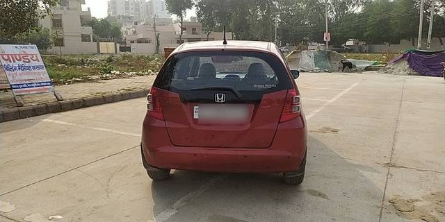 https://images10.gaadi.com/usedcar_image/3689852/original/19__VCC_1821106_96_1700391016.jpg?imwidth=6402