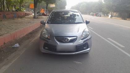 Honda Brio V MT Honda Brio V MT