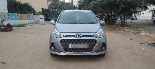 https://images10.gaadi.com/usedcar_image/3689931/original/19__VCC_1821175_94_1700396247.jpg?imwidth=6400