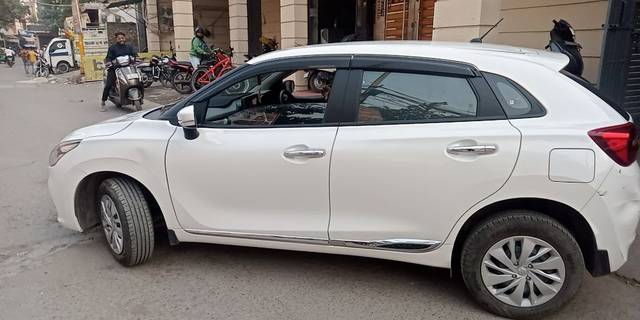 https://images10.gaadi.com/usedcar_image/3689936/original/19__VCC_IMG_1700388256597_1821141_95_1700388586.jpg?imwidth=6402