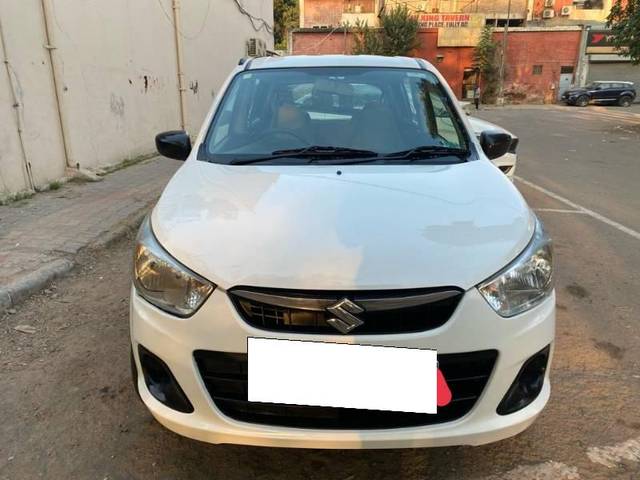 https://images10.gaadi.com/usedcar_image/3689946/original/processed_38526bd6-c3d0-4c9a-acba-6ce1db6413cc.jpg?imwidth=6400