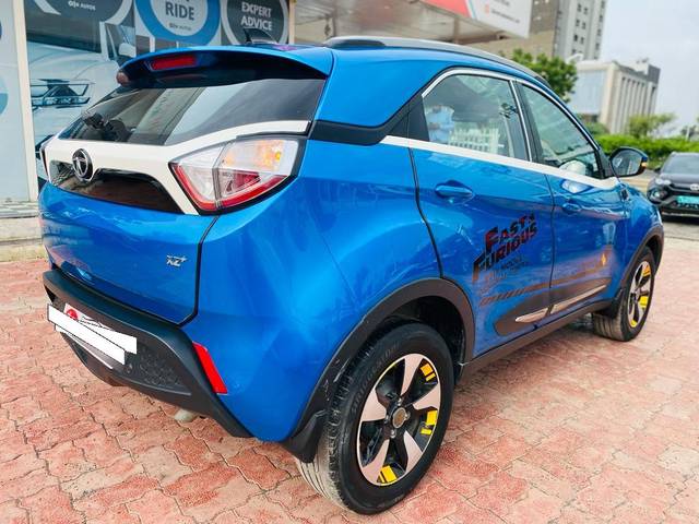 https://images10.gaadi.com/usedcar_image/3689960/original/processed_img2922716__used_car_2922716_1701002474.jpg?imwidth=6402