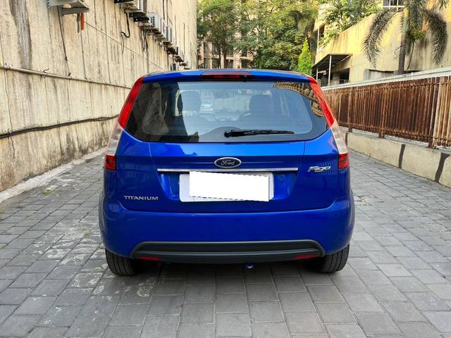 https://images10.gaadi.com/usedcar_image/3690046/original/processed_img2922748__used_car_2922748_1701005988.jpg?imwidth=6401