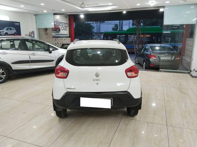 https://images10.gaadi.com/usedcar_image/3690049/original/processed_img2922749__used_car_2922749_1701005760.jpg?imwidth=6402